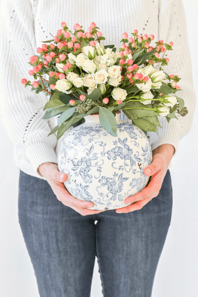 How to Make a Flower Arrangement